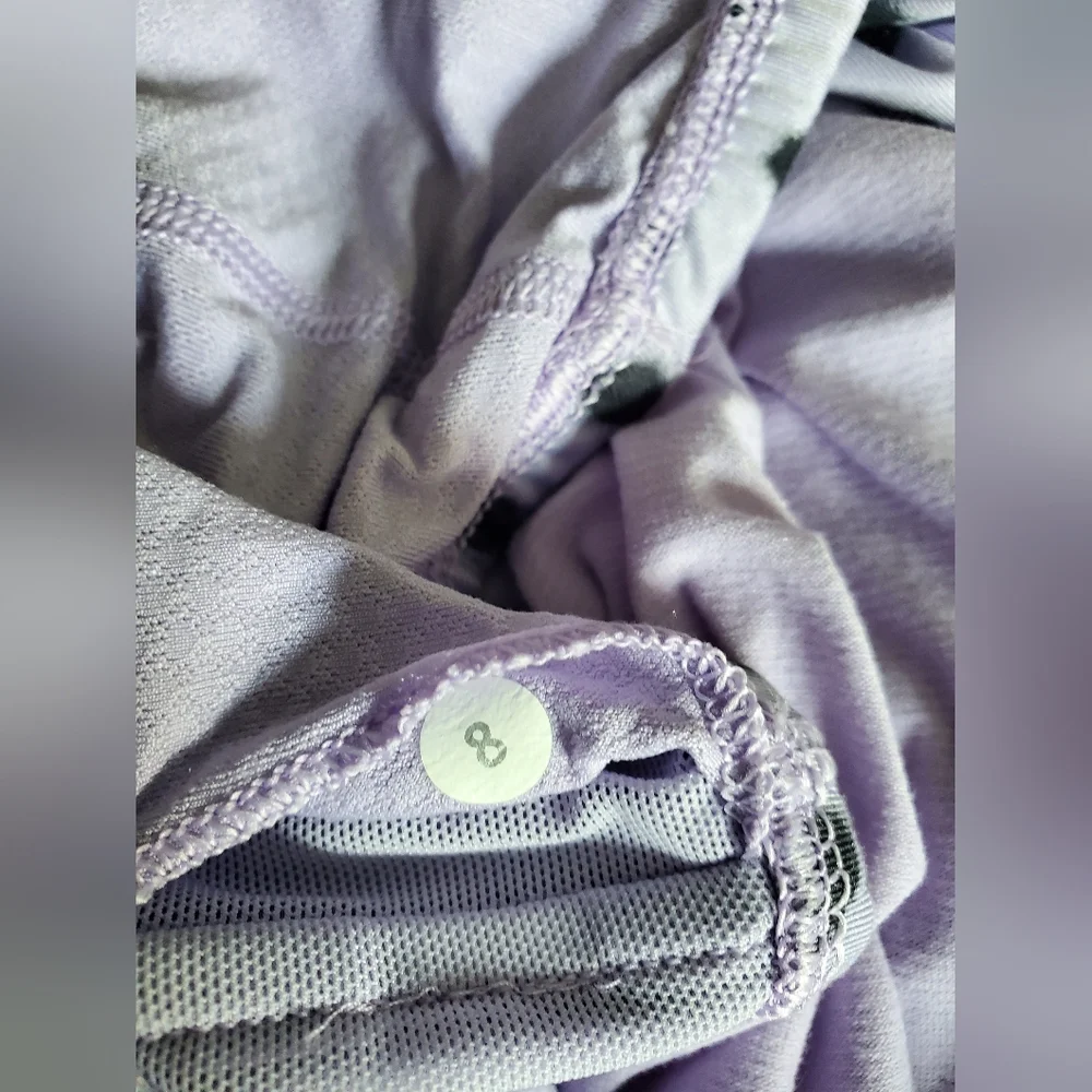 Lululemon light purple tank top women's size 8 - Picture 11 of 12